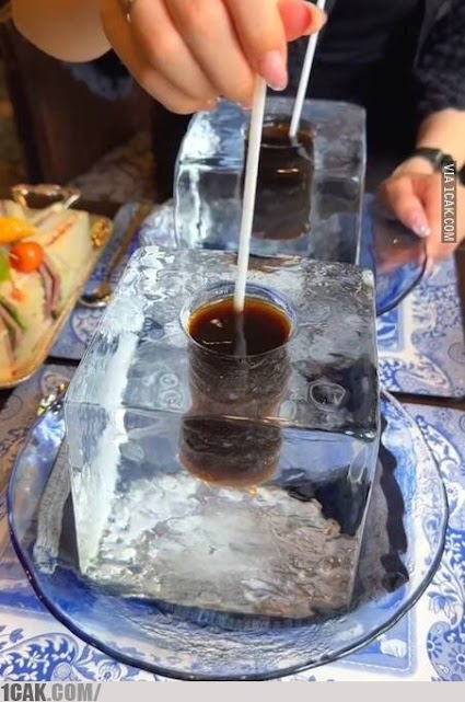 penyajian kopi nyeleneh © berbagai sumber