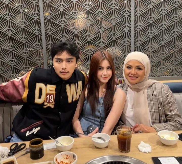 momen akrab betharia dan rinoa © berbagai sumber