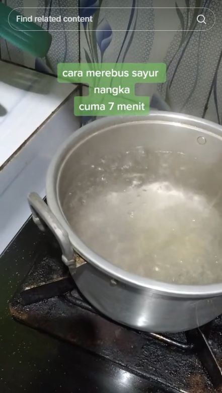 Tak perlu baking soda, ini trik merebus nangka muda agar tetap putih dan cepat empuk dalam 7 menit