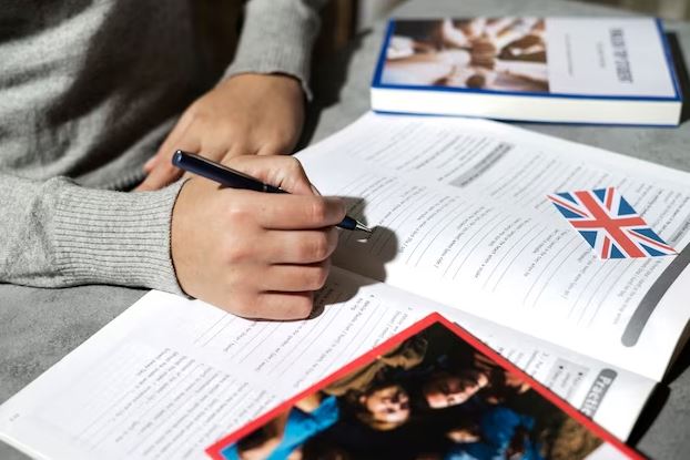 Contoh kalimat pengandaian bahasa Inggris type 1 freepik.com