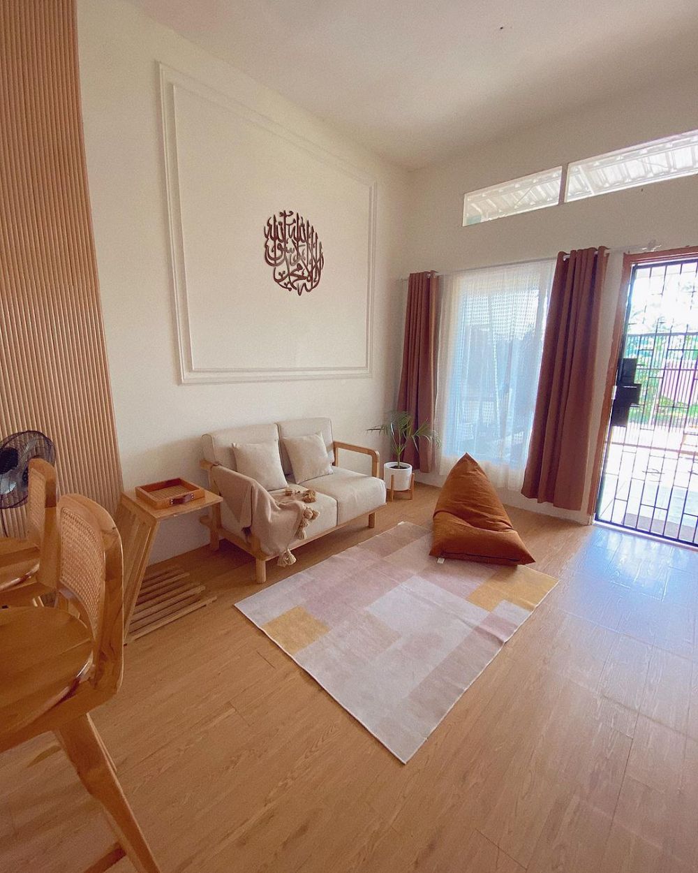 dapur segaris ruang tamu antisumpek © 2023 brilio.net dapur segaris ruang tamu antisumpek © 2023 brilio.net