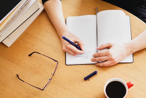 Contoh kata pengantar buku freepik.com Contoh kata pengantar buku freepik.com