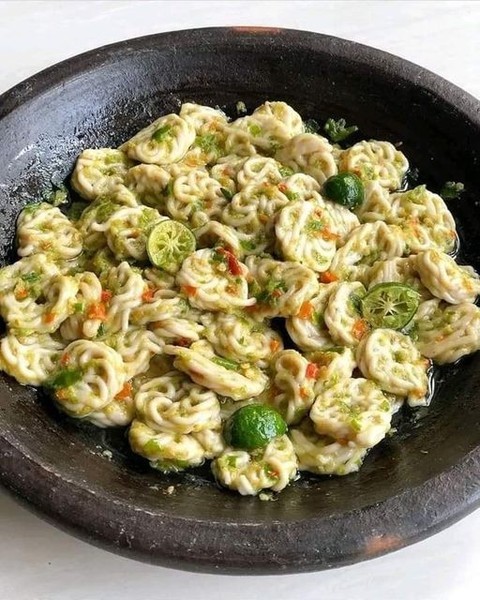 31 Resep aneka kreasi seblak Bandung, simpel dan bumbunya nendang