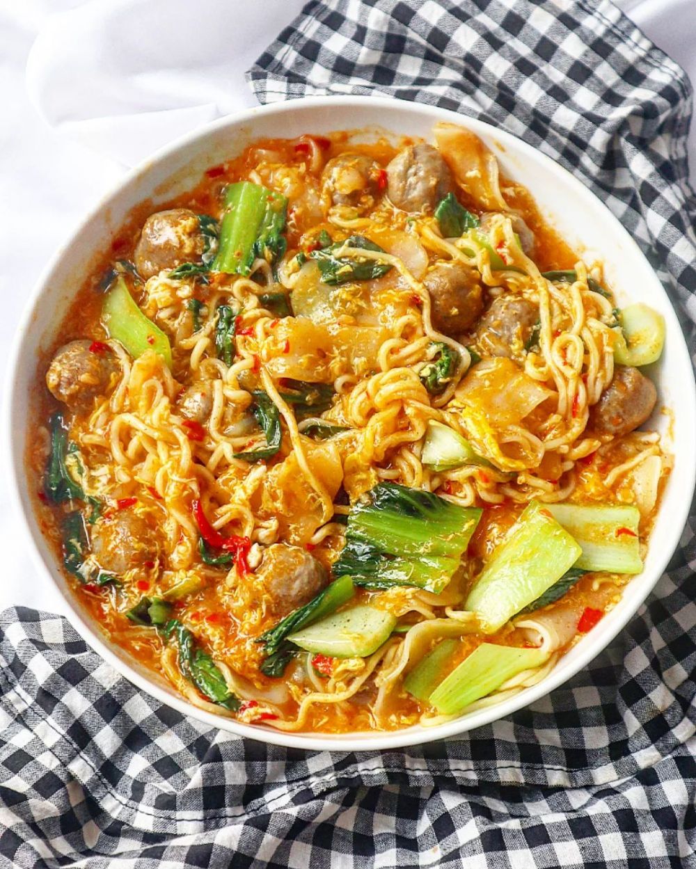 31 Resep aneka kreasi seblak Bandung, simpel dan bumbunya nendang