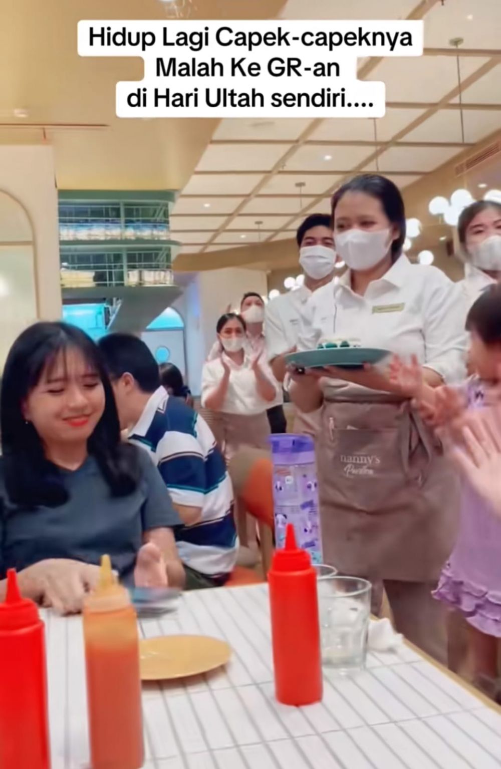 pede ultah @desfourina pede ultah @desfourina