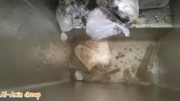 Tanpa disiram air panas, ini trik cepat mencairkan daging beku di freezer dalam waktu 10 menit