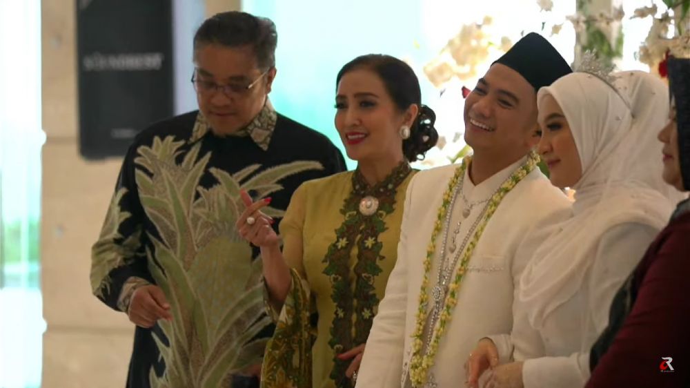 momen pernikahan Rizki DA dan Hersa © 2023 brilio.net momen pernikahan Rizki DA dan Hersa © 2023 brilio.net