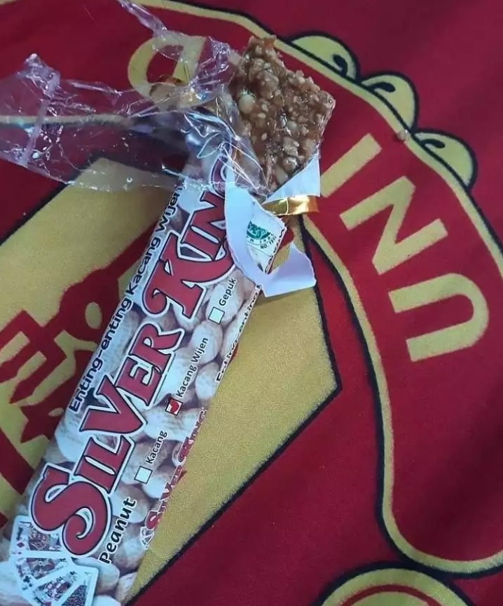 Pelesetan merek nggak habis pikir Berbagai sumber