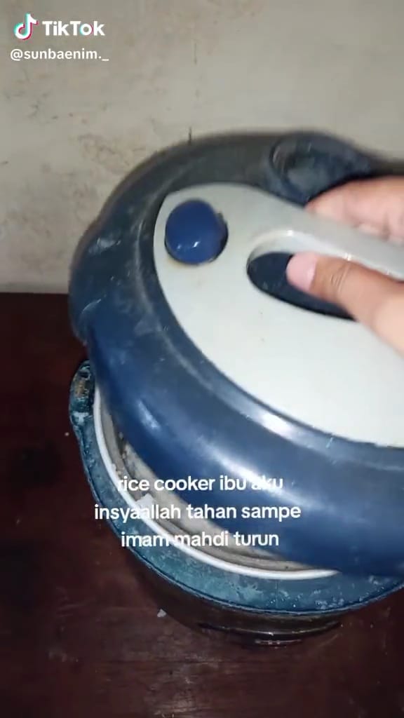 Rice cooker rusak masih dipakai © TikTok