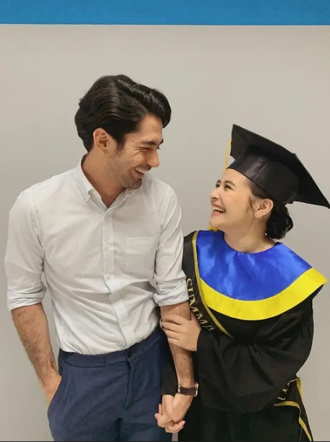 Reza Rahadian jadi standar pria idaman Prilly © berbagai sumber
