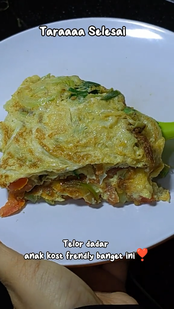 Tanpa tambahan terigu, ini trik masak telur dadar tebal dan padat cukup tambah 2 bahan makanan