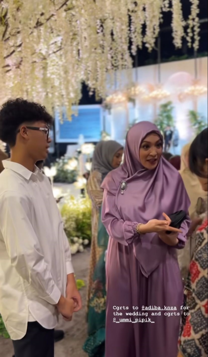 gaya seleb di nikahan adiba dan egy maulana © instagram