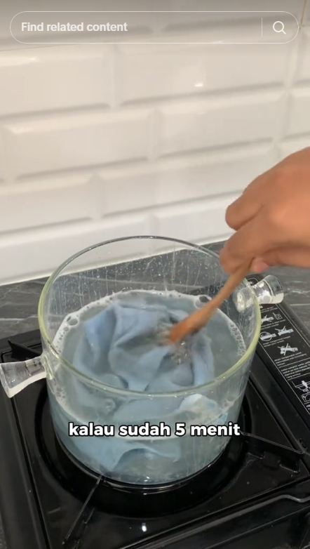 Cukup tambah 1 bumbu dapur, ini trik cuci lap dapur dekil & berminyak agar kinclong meski tak disikat