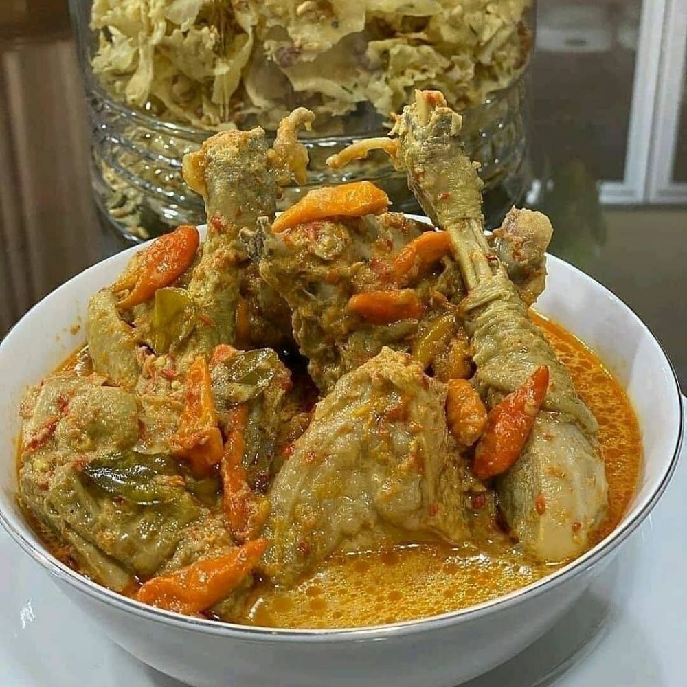 35 Resep ayam kampung spesial, cocok jadi sajian keluarga