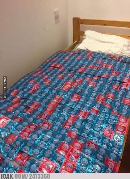 Sprei absurd di luar dugaan Berbagai sumber