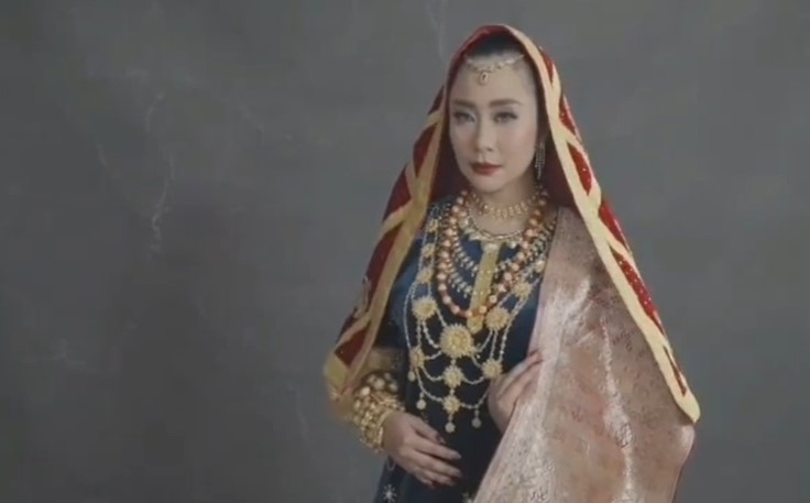 pesona seleb di acara malam bainai sebelum nikah © berbagai sumber pesona seleb di acara malam bainai sebelum nikah © berbagai sumber