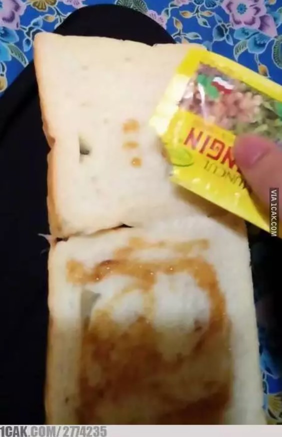 Potret kocak tambahan di roti  Berbagai sumber