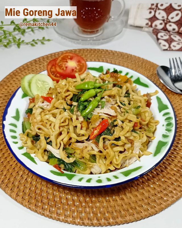 11 Resep mie goreng khas rumahan, lezat, sederhana, dan bikin nagih