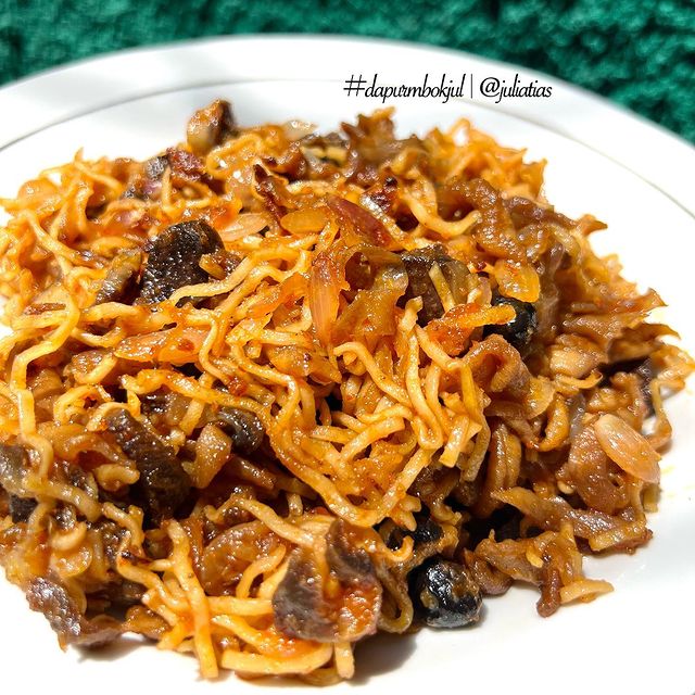 11 Resep mie goreng khas rumahan, lezat, sederhana, dan bikin nagih