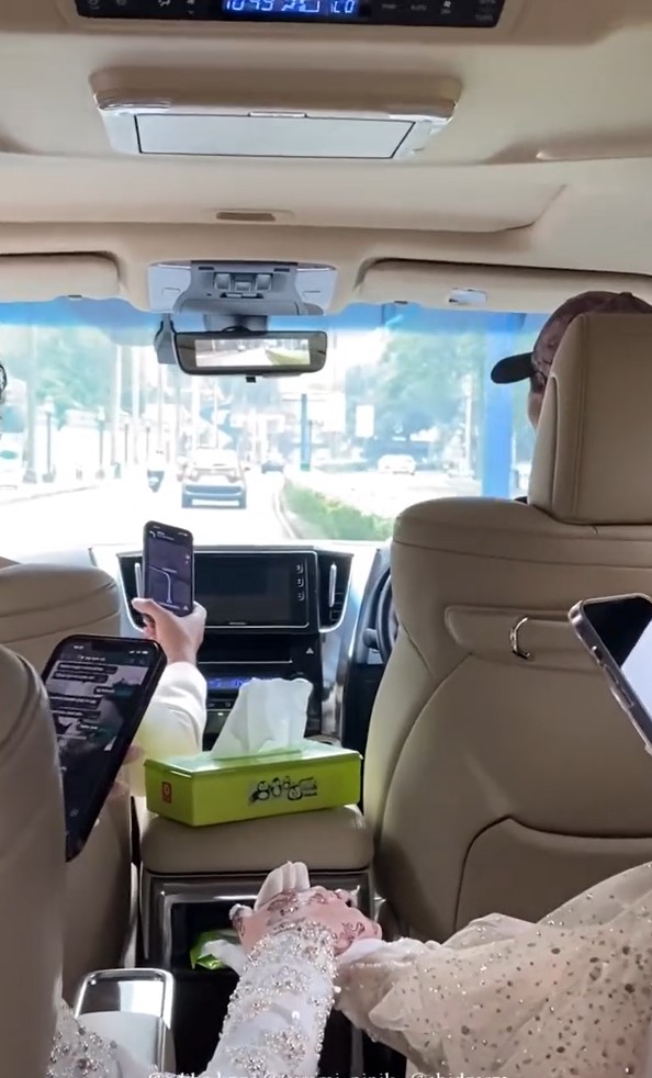 wallpaper WhatsApp Adiba Khanza bikin salfok © berbagai sumber wallpaper WhatsApp Adiba Khanza bikin salfok © berbagai sumber