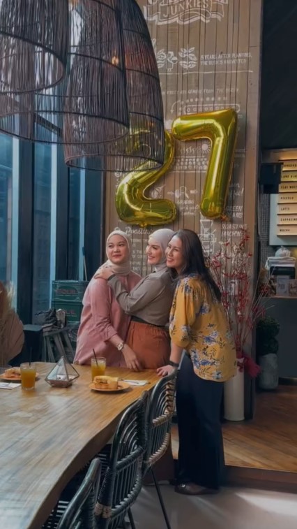 momen Irish Bella sibuk syuting © TikTok momen Irish Bella sibuk syuting © TikTok