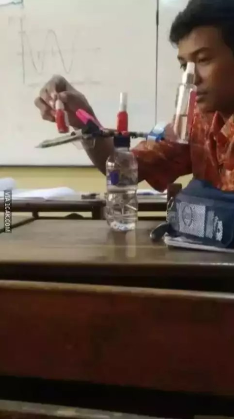 Hasil karya murid gabut di kelas  Berbagai sumber