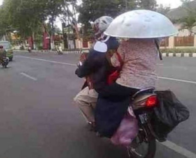 helm nyeleneh berbagai sumber