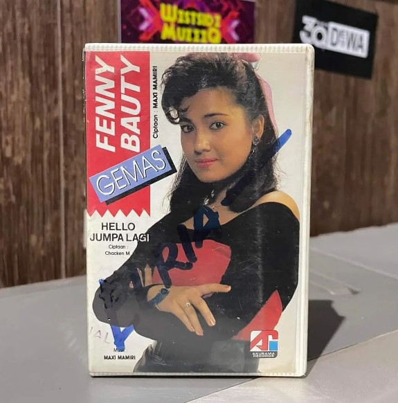 Penyanyi 80-an kekasih Indro di Warkop © berbagai sumber