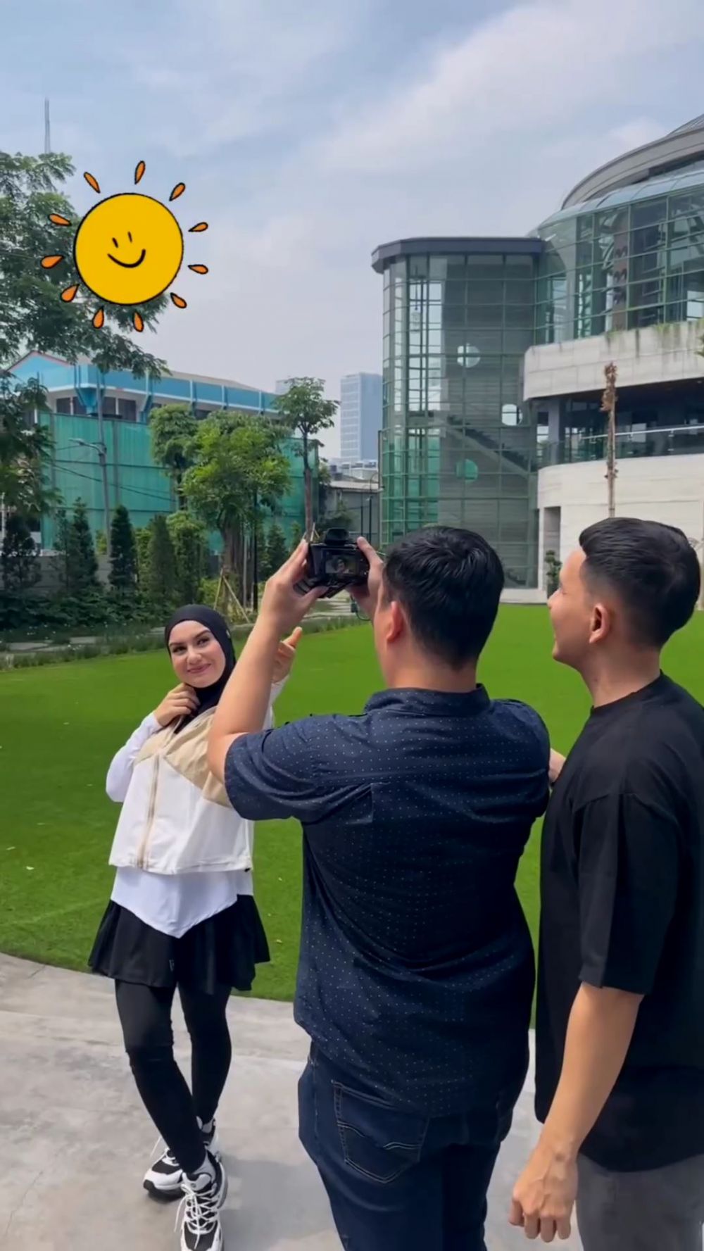 irish bella cari nafkah © berbagai sumber irish bella cari nafkah © berbagai sumber