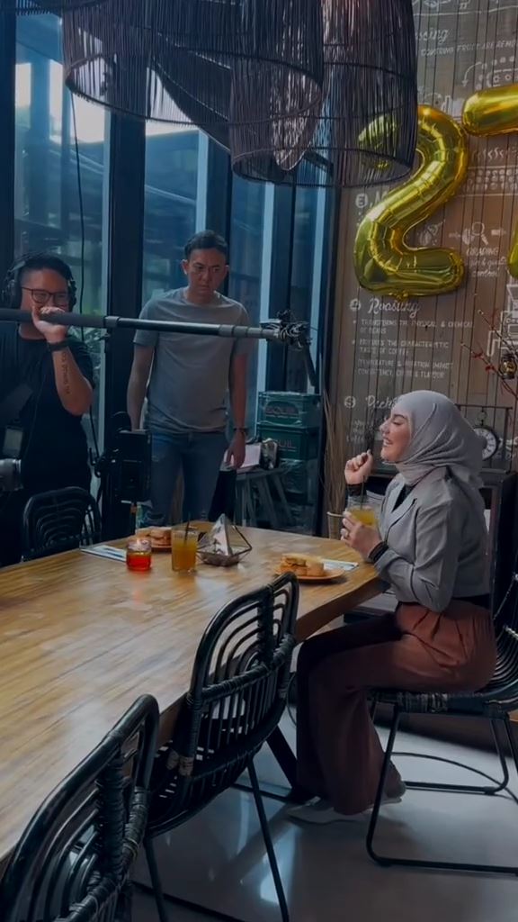 irish bella cari nafkah © berbagai sumber irish bella cari nafkah © berbagai sumber