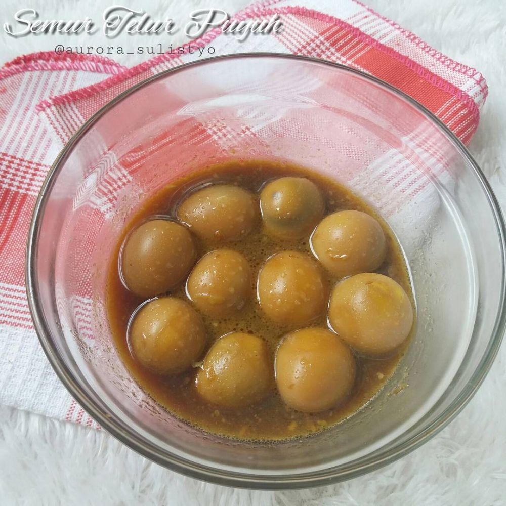 20 Resep dan cara membuat semur telur sederhana, bumbu meresap sempurna