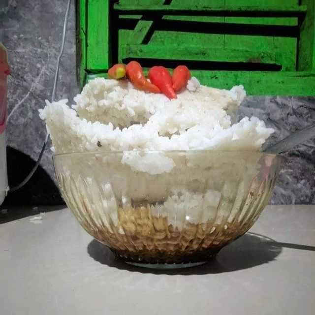 mie nyeleneh berbagai sumber