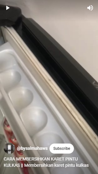 Tanpa air panas, ini cara bersihkan karet pintu kulkas berjamur pakai 3 bahan sederhana