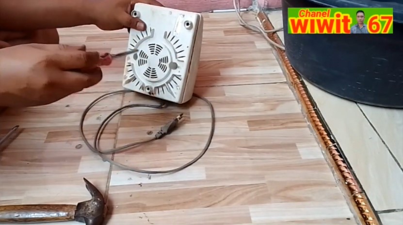 Tanpa baking soda atau cuka, ini trik membersihkan bodi mesin blender cukup pakai 1 bahan sederhana