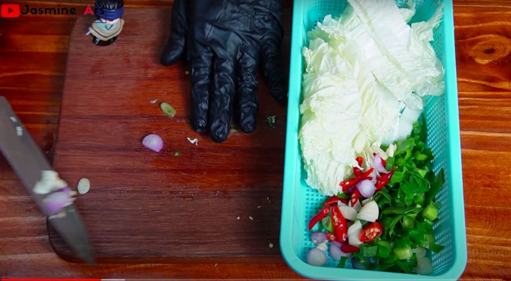 Tanpa direbus, ini cara bikin bihun goreng supaya tak cepat basi dan warna cokelatnya merata