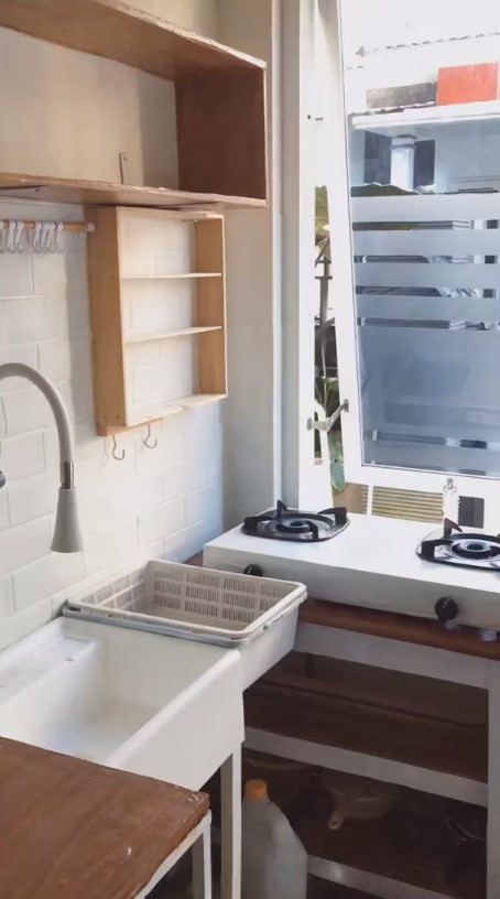 dapur kontrakan tanpa kitchen set © 2023 brilio.net dapur kontrakan tanpa kitchen set © 2023 brilio.net