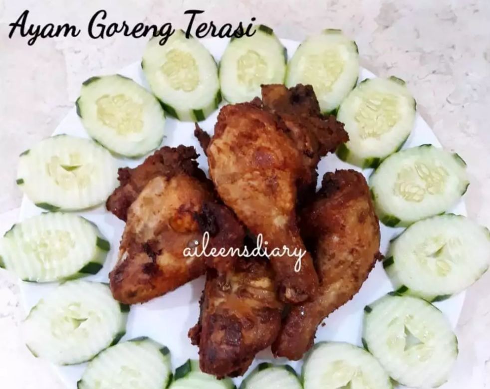 11 Resep bumbu ayam goreng ala rumahan, praktis dan rempahnya nendang