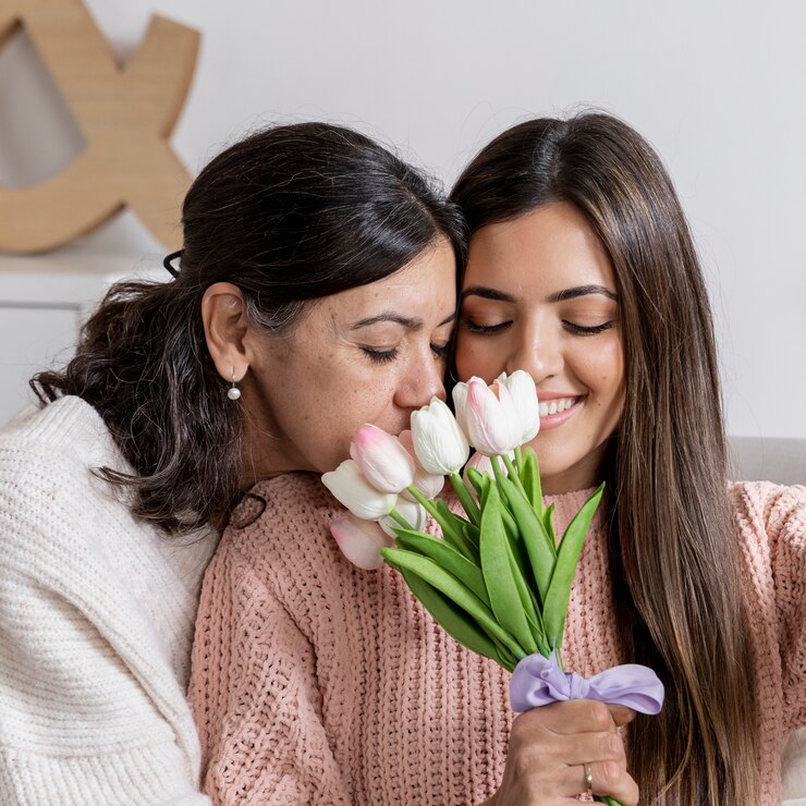 Kata-kata ucapan selamat Hari Ibu penuh haru © 2023 brilio.net Kata-kata ucapan selamat Hari Ibu penuh haru © 2023 brilio.net