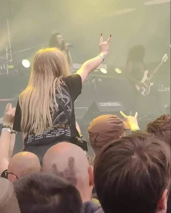 Konser bikin gagal fokus Berbagai sumber Konser bikin gagal fokus Berbagai sumber