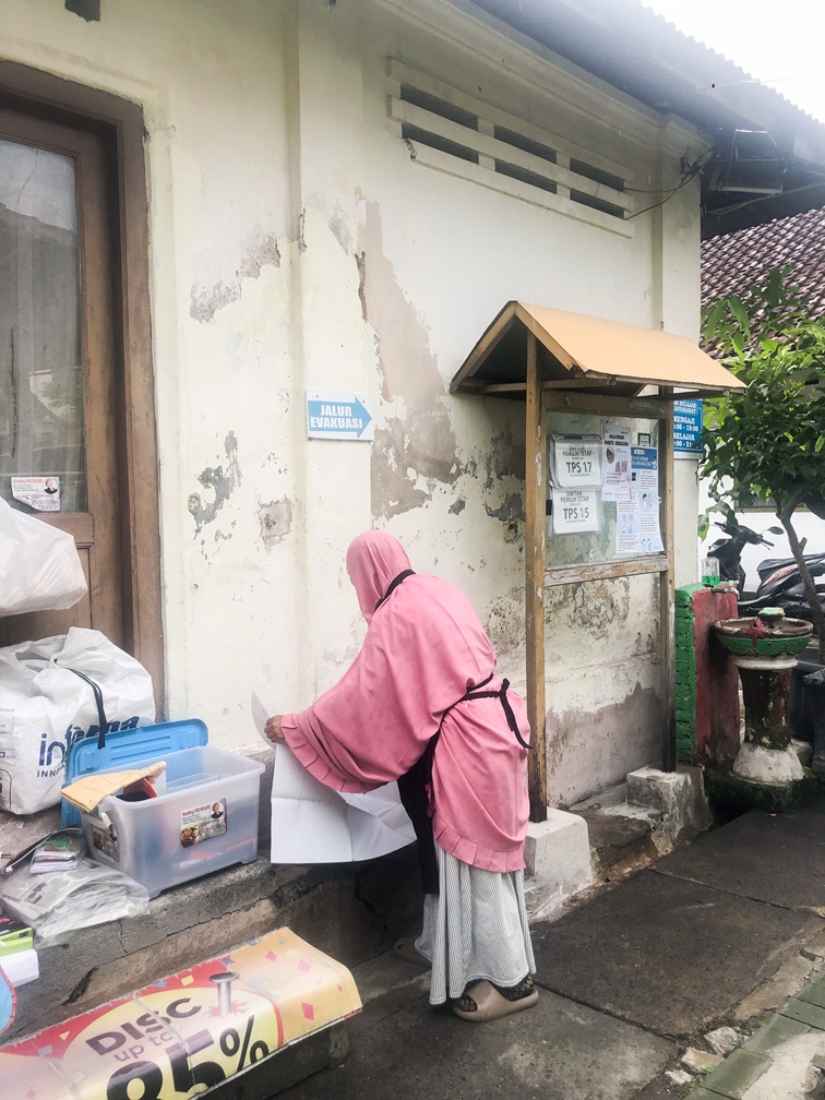 Berjualan sejak masa Orde Lama, kuliner dalam gang buatan adik Yu Djum ini ludes 2 jam