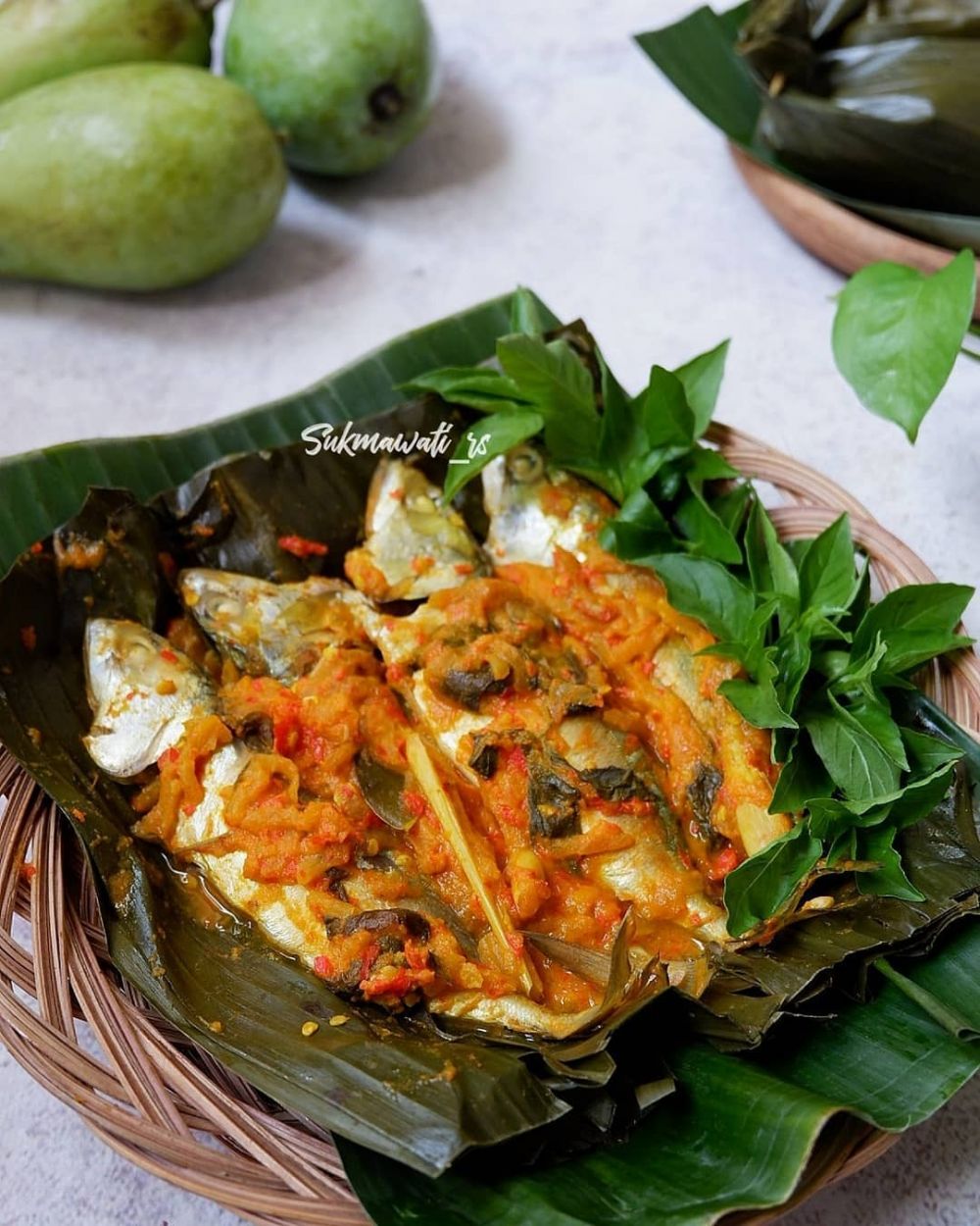 21 Resep kreasi pepes ikan kembung, wanginya tingkatkan selera makan