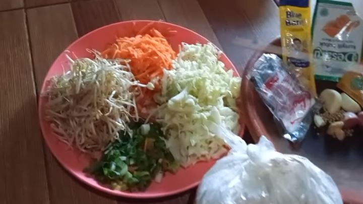 Bukan tepung beras atau air es, ini cara bikin bakwan renyah semalaman cuma tambah 1 bahan makanan