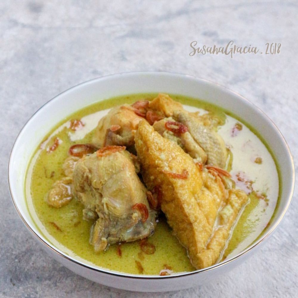 30 Resep opor ayam sederhana, enak dan gurih