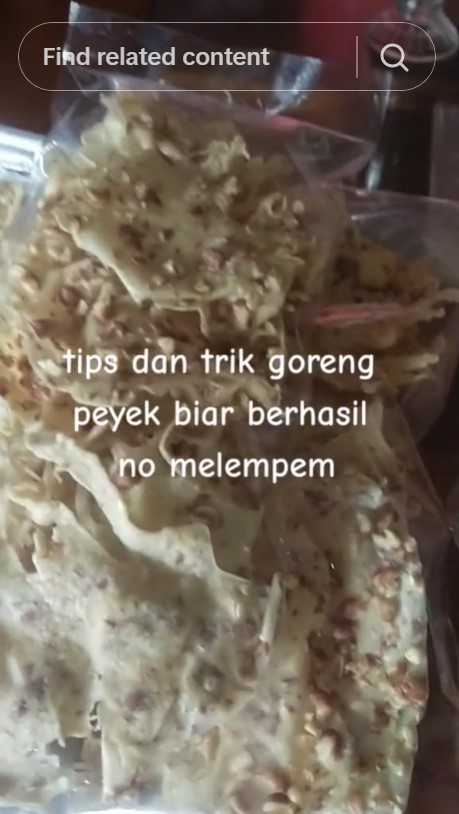 Bukan pakai api sedang, begini cara goreng rempeyek agar renyah, tak berminyak, dan tidak mudah lembek