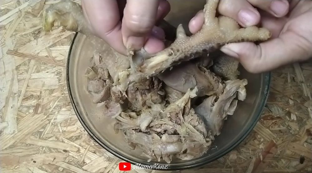 Empuk dalam 14 menit, ini trik merebus ayam kampung agar hemat gas tanpa presto dan daun pepaya