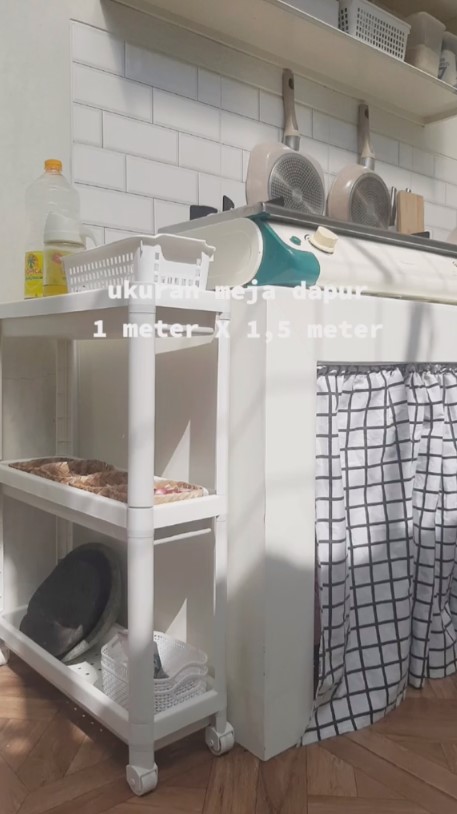 dapur minimalis tanpa kitchen set estetik © 2023 brilio.net