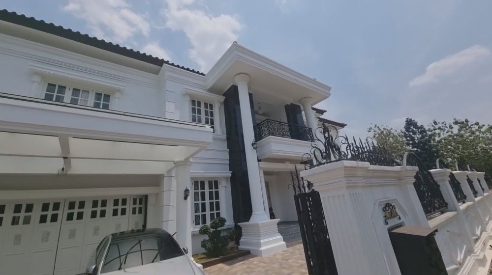 rumah mewah fans BTS di Depok © YouTube