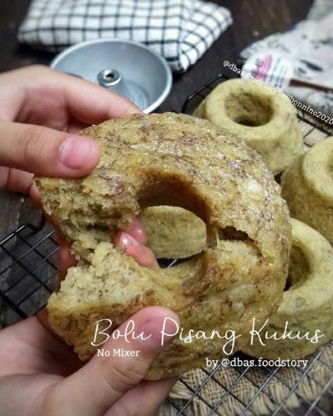 20 Cara membuat bolu pisang kukus paling enak
