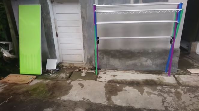 rumah kecil jelek dalamnya bagus © YouTube