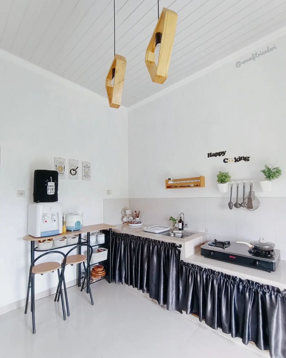 dapur minimalis tanpa kitchen set estetik © 2024 brilio.net dapur minimalis tanpa kitchen set estetik © 2024 brilio.net